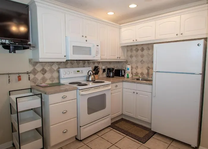 Chateau 6w Alluring Beachfront Clearwater Beach