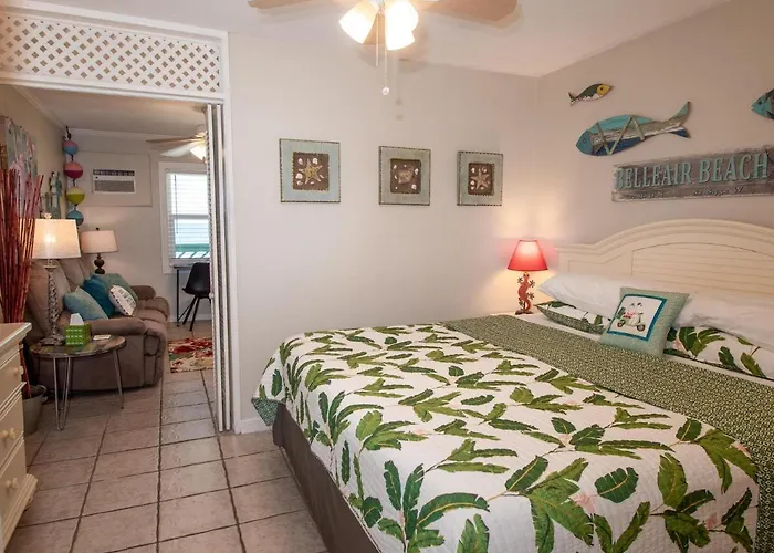 Chateau 6w Alluring Beachfront Apartment Clearwater Beach